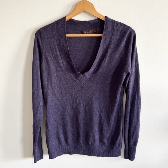 The limited merino wool purple v-neck long sleeve sweater size large - Picture 2 of 6